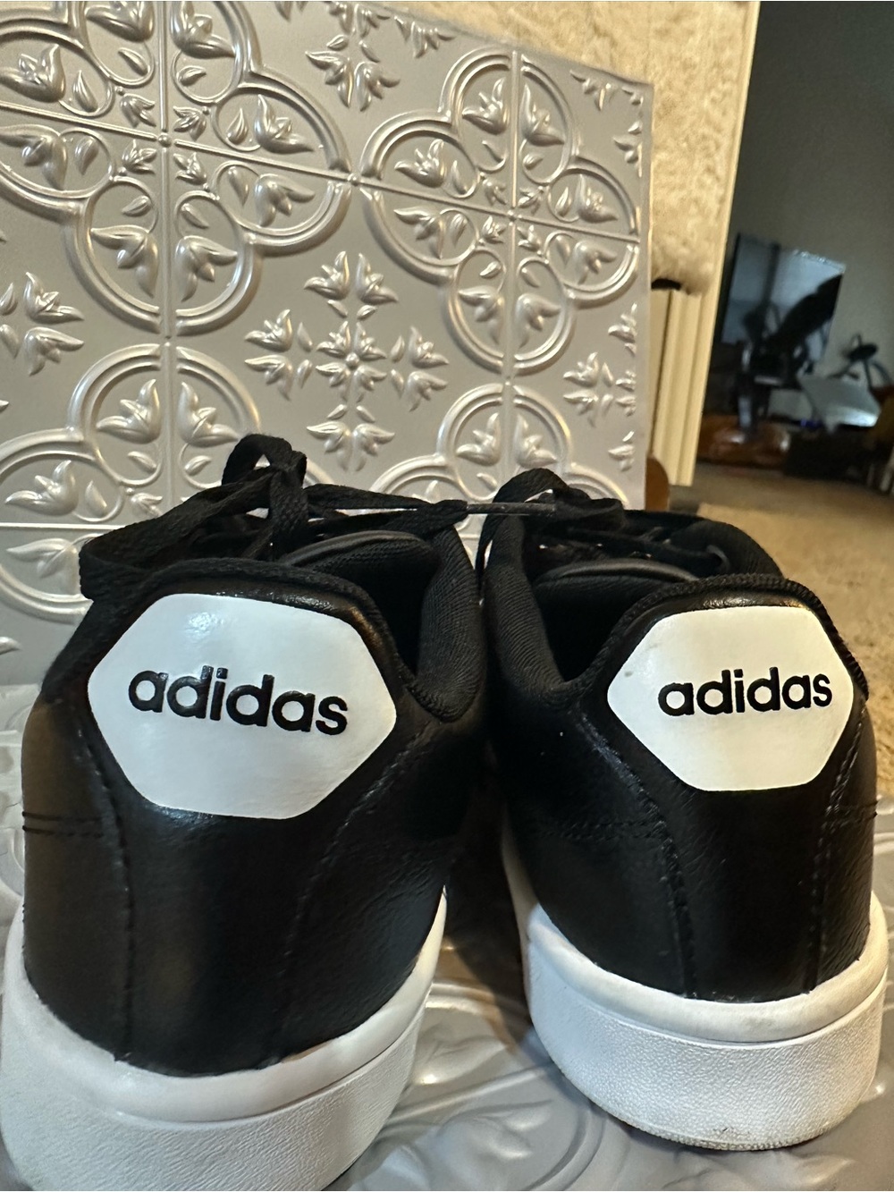 Adidas Neo Cloudfoam Memory Foam Sneakers Black White Womens 7.5 - Picture 3 of 11